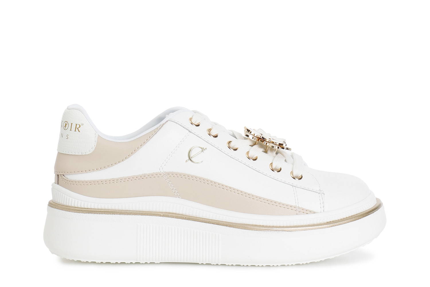Sneaker in pelle con acc. smaltato