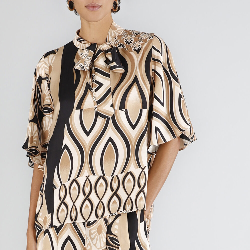 Blusa Con Fusciacca Al Collo Satin Stampato