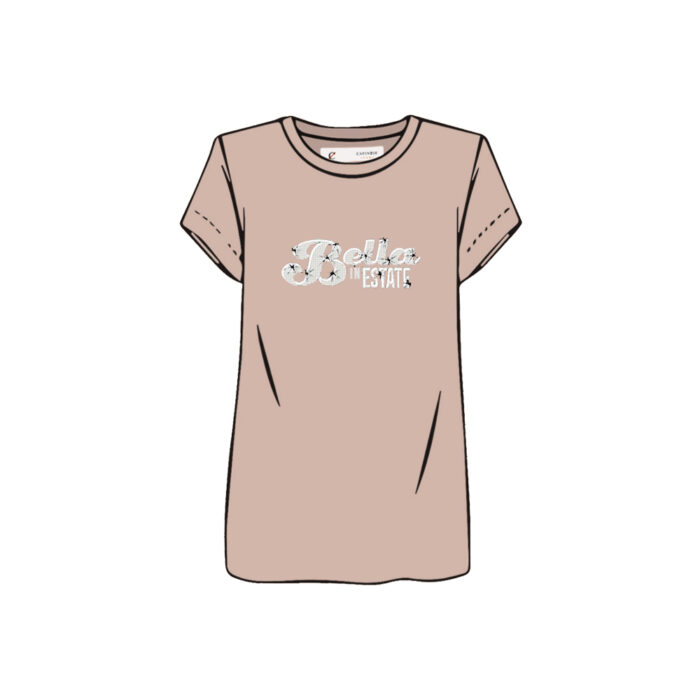 T-shirt bella in estate
