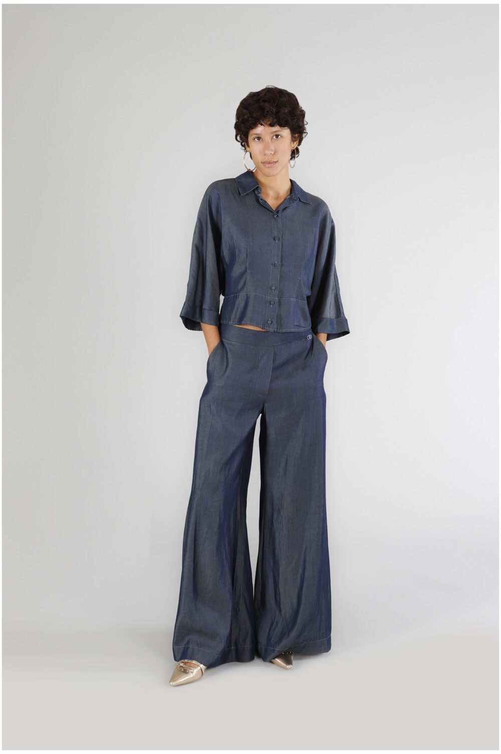 Pantaloni palazzo in tencel denim indaco